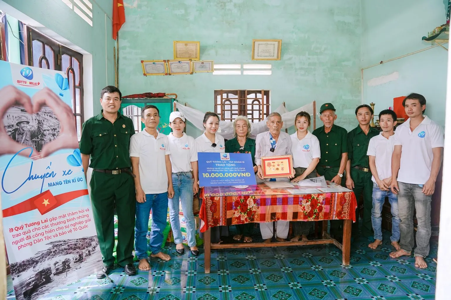 Hình ảnh kêu gọi người dùng đăng ký, tải APP và nhận thưởng từ Win78 OKVIP